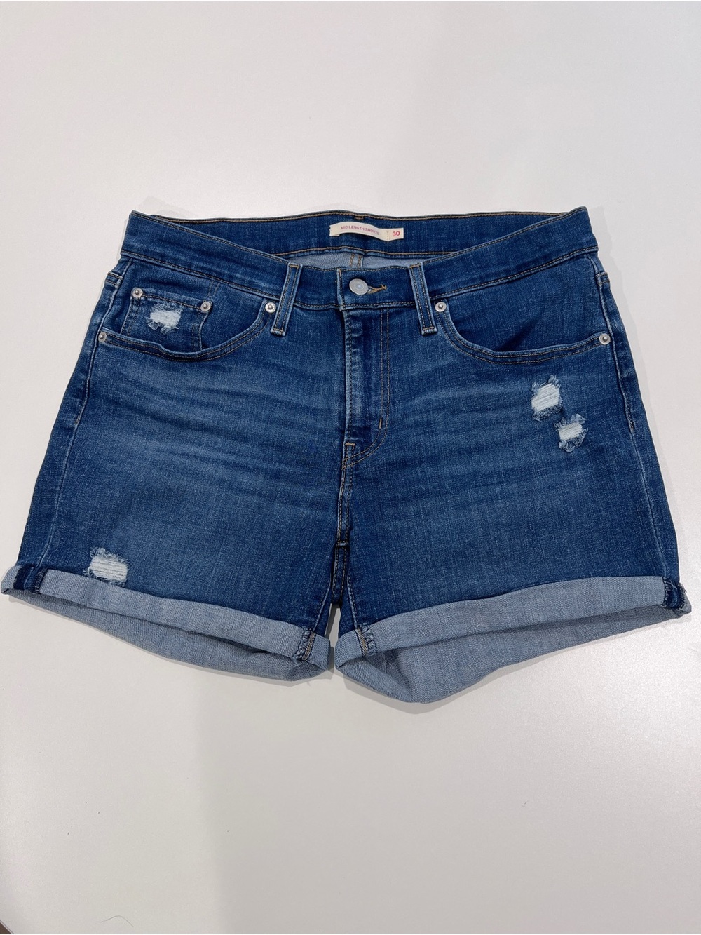 LEVI STRAUSS Mid Length DENIM SHORTS 30 High Waist NWOT Rolled Cuff Stretch 👖☀️